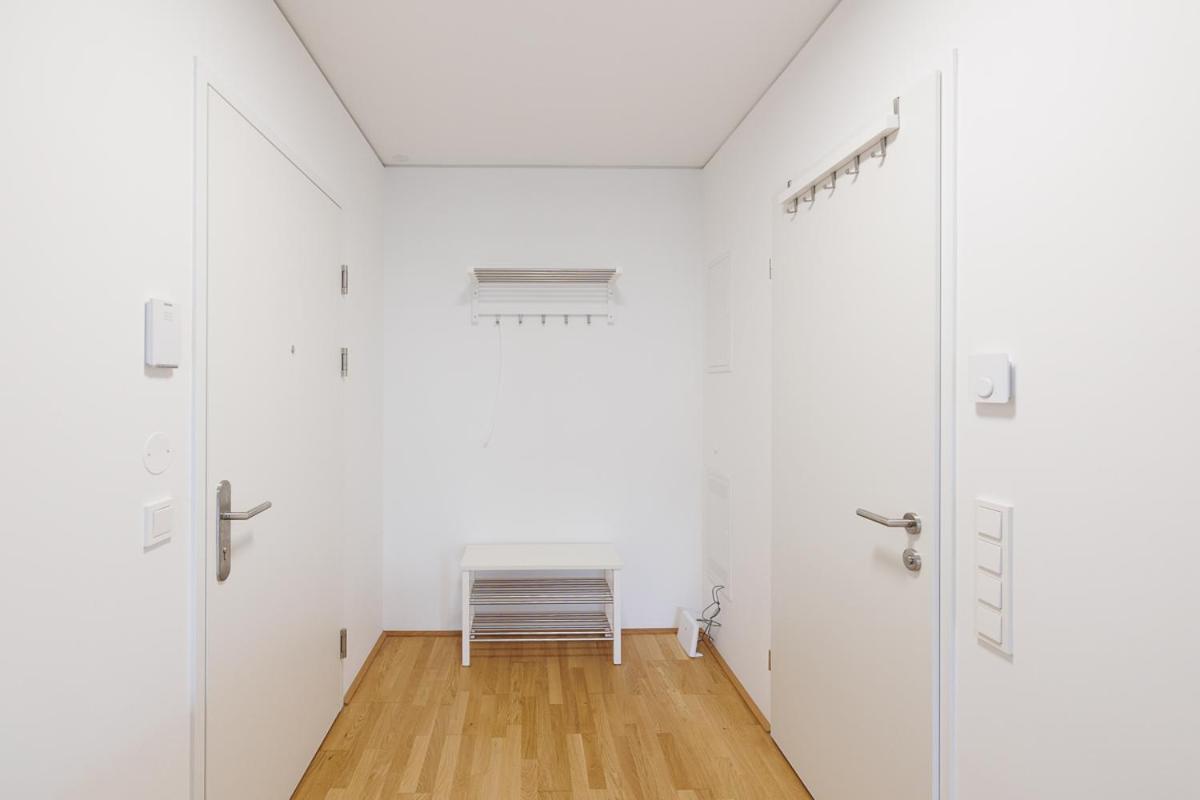 Lovely Apartment In Marina Tower - 10Min To City Center Виена Екстериор снимка