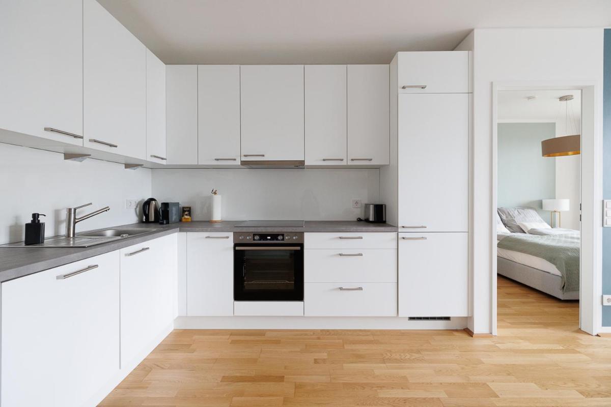 Lovely Apartment In Marina Tower - 10Min To City Center Виена Екстериор снимка